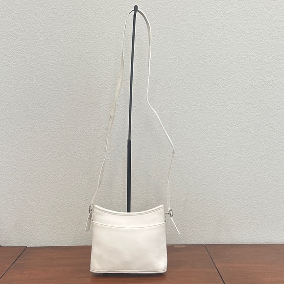 Vintage Coach White Leather Mambo Crossbody Shoulder Bag - Picture 4 of 13